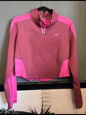 NWT Nike Dri-FIT Women's Long-Sleeve 1/4-Zip Training Top Rosewood/Fuchsia sz M